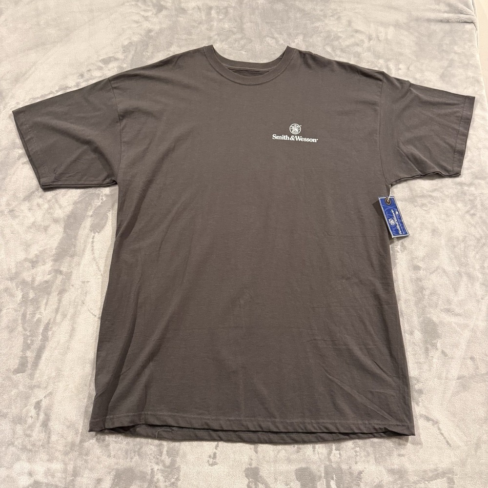 Smith & Wesson Men's 2XL Graphics Short Sleeve T-Shirt Pre-Shrunk NWT Gray
